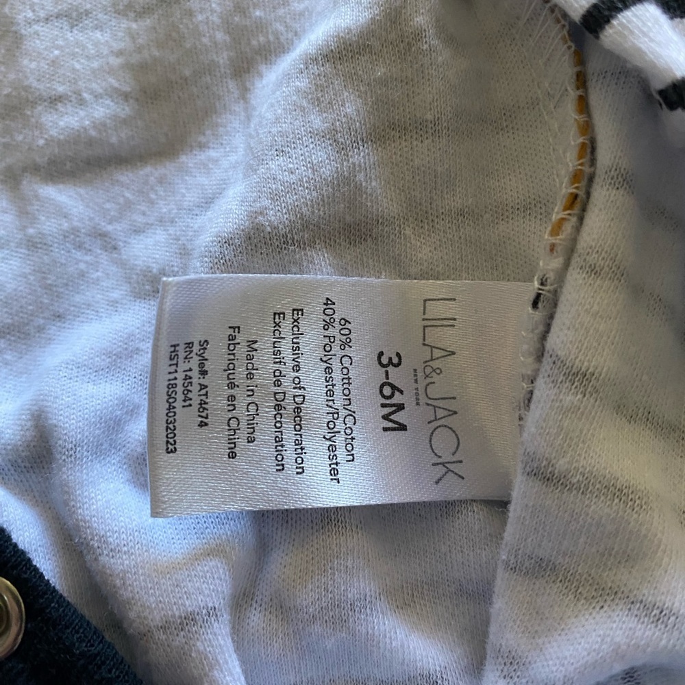 White and Black Footies with Long Sleeves and Front Closure - Picture 6 of 7